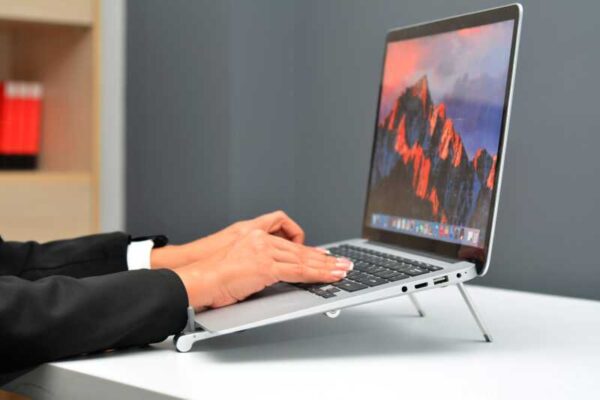 پایه نگهدارنده لپ تاپ مدل ارگو مدل WLB003